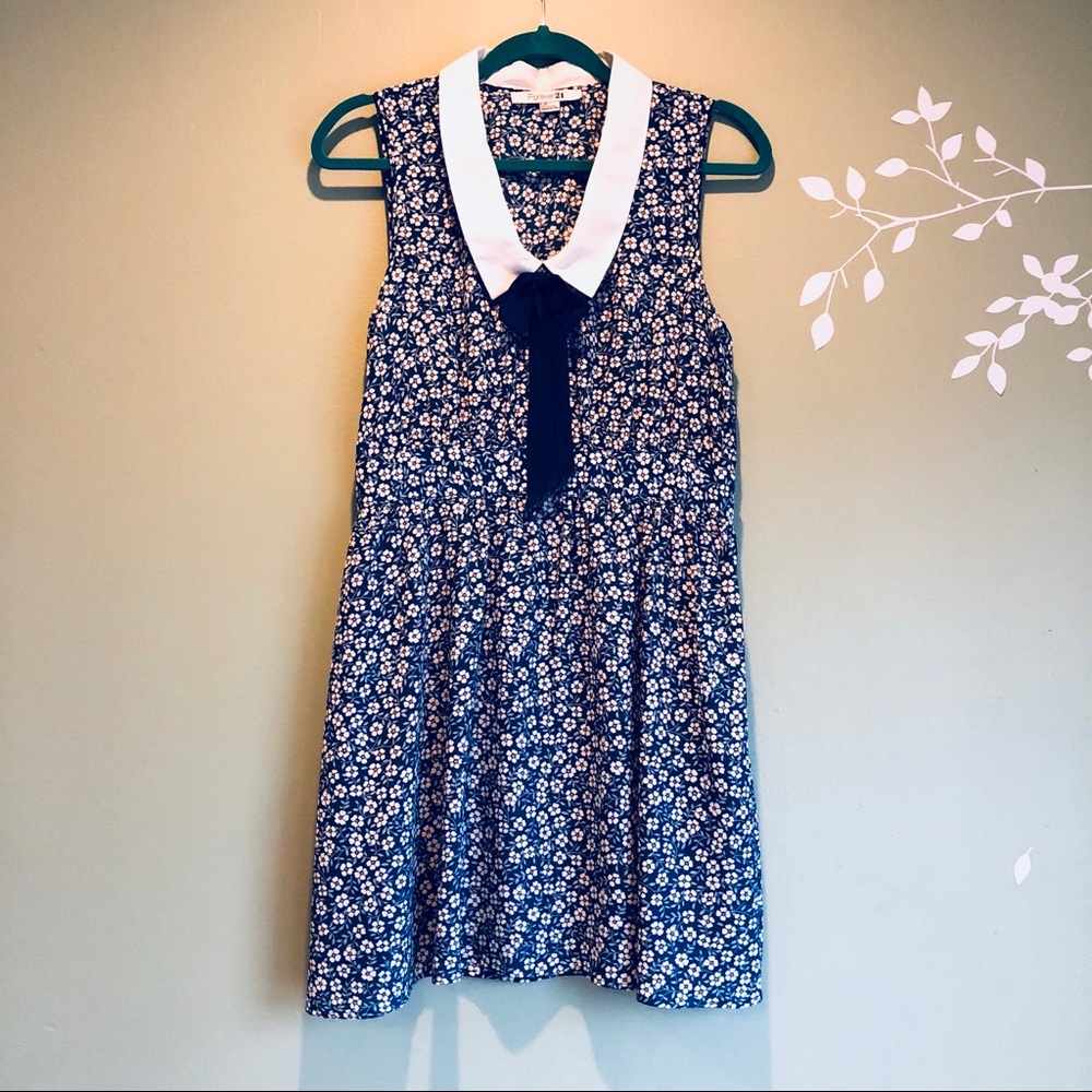 Forever 21 floral collared dress